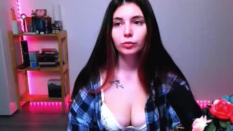 Peachy online show from 10.15.25