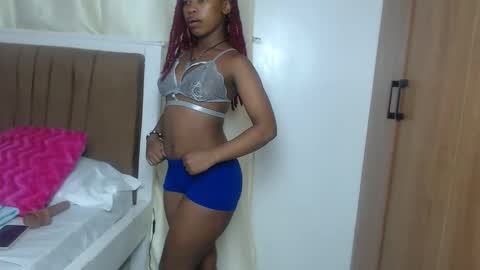 Snapshot of peachyblink chatting on 03.29.26 peachyyy online show from 03.29.26