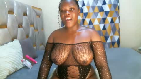 Snapshot of peachygirl255 chatting on 05.19.26 Peachy online show from 05.19.26