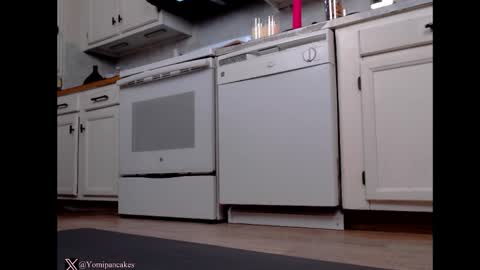 peachypeachgirl online show from 01.16.25