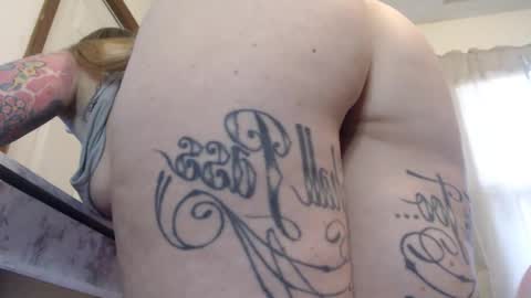 Snapshot of peachyykat chatting on 02.05.25 kat online show from 02.05.25