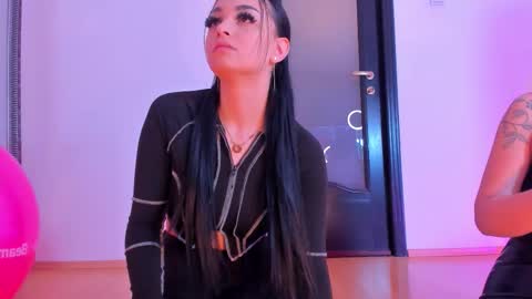 Snapshot of peanaughty chatting on 02.08.26 Kate online show from 02.08.26