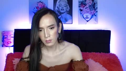 Snapshot of pearlatin chatting on 01.16.26 pearlatin online show from 01.16.26