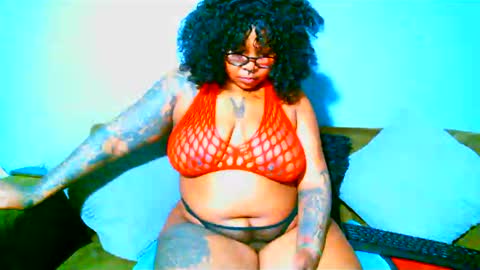 Pearl online show from 02.01.25