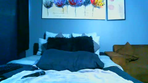 Pearl online show from 02.02.25