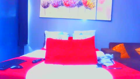 Pearl online show from 02.19.25