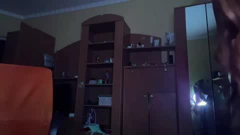 Snapshot of pearlinesilfies chatting on 05.31.26 Zlata online show from 05.31.26