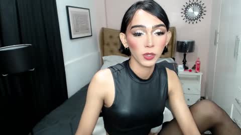 Pearl online show from 02.12.25