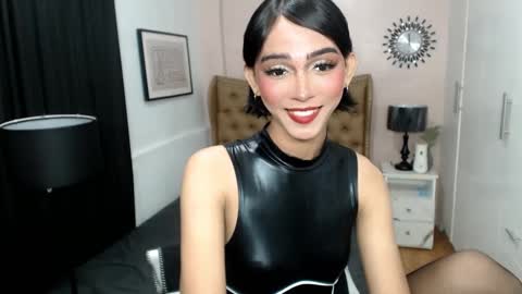 Pearl online show from 03.10.25