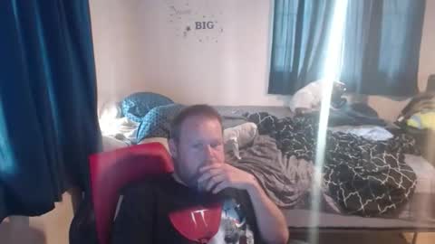 Snapshot of pecker40 chatting on 04.12.26 pecker40 online show from 04.12.26