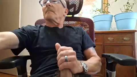 peepingmale online show from 01.06.25