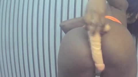 Lizzy online show from 10.22.25