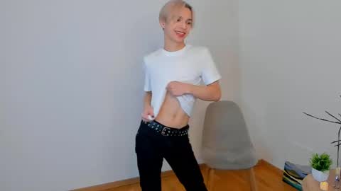 Leo online show from 12.04.24