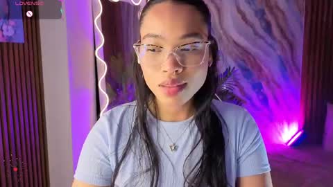 Snapshot of penelope_tay chatting on 05.23.26 penelope online show from 05.23.26