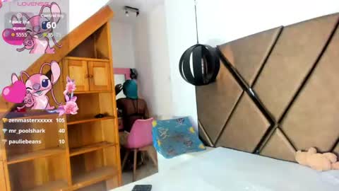 Snapshot of penelopeguzman__ chatting on 06.20.26 Sweet Penelope online show from 06.20.26