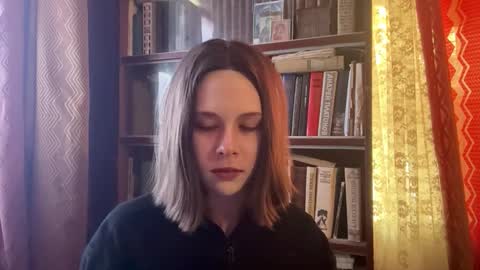 Snapshot of pennilinko chatting on 03.19.26 Alya online show from 03.19.26