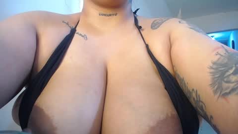 Snapshot of pennyomelons chatting on 03.17.26 My onlyfans online show from 03.17.26