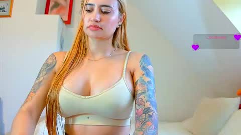 Hi Im Penelope  better vibrations  1111 online show from 03.05.26