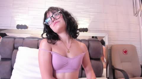 Snapshot of pennyy_lane chatting on 01.30.25 PENNY online show from 01.30.25