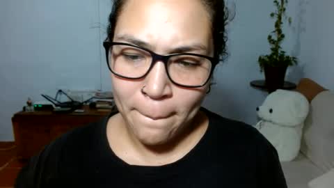 Snapshot of pepitt45 chatting on 06.20.26 Megan online show from 06.20.26