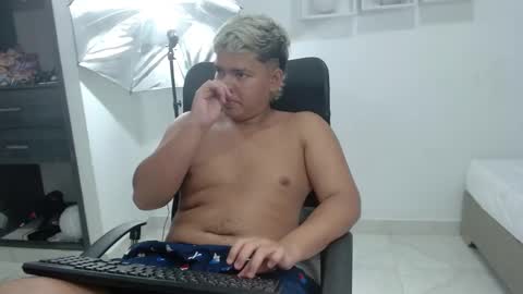 Snapshot of percibal_junior1 chatting on 01.30.25 percibal_junior1 online show from 01.30.25