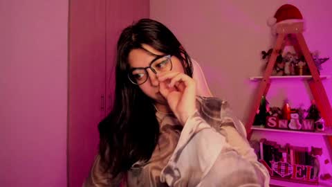 Snapshot of perfect__ana chatting on 12.02.24 Sarah Ana Banana online show from 12.02.24