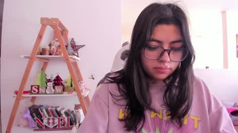 Snapshot of perfect__ana chatting on 12.31.24 Sarah Ana Banana online show from 12.31.24