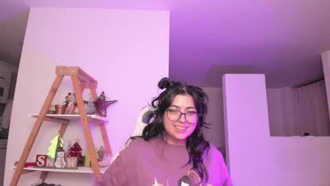 Snapshot of perfect__ana chatting on 01.11.25 Sarah Ana Banana online show from 01.11.25