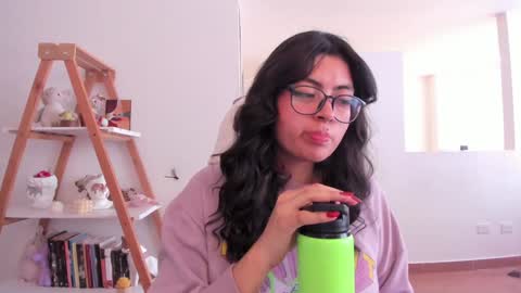 Snapshot of perfect__ana chatting on 01.28.25 Sarah Ana Banana online show from 01.28.25