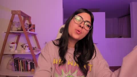 Snapshot of perfect__ana chatting on 01.31.25 Sarah Ana Banana online show from 01.31.25