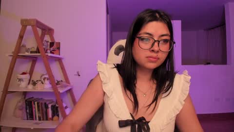 Snapshot of perfect__ana chatting on 02.04.25 Sarah Ana Banana online show from 02.04.25