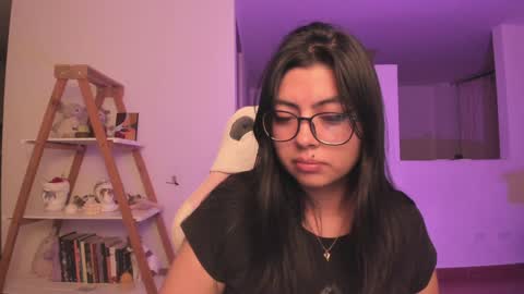 Snapshot of perfect__ana chatting on 02.08.25 Sarah Ana Banana online show from 02.08.25