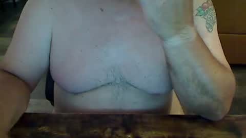 perfecto1957 online show from 10.16.25