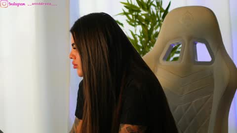 Snapshot of perfectt33n chatting on 03.04.25 Dee online show from 03.04.25