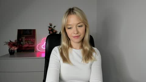 Cindy online show from 12.04.24