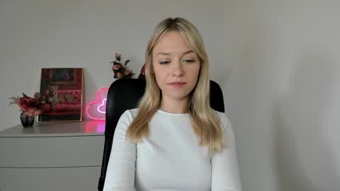 Cindy online show from 12.04.24