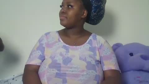 Snapshot of periwinkle200 chatting on 07.13.26 wilia online show from 07.13.26