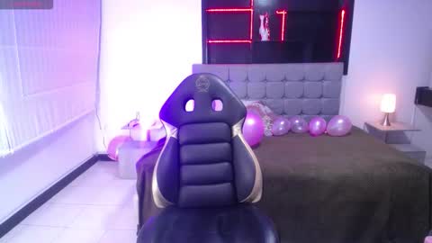 Snapshot of perla_lovely chatting on 02.15.26 perla_lovely online show from 02.15.26