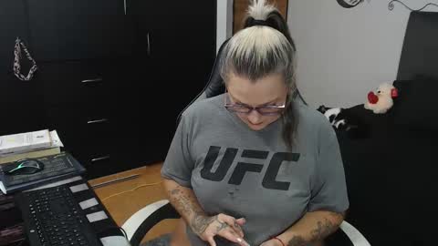 goloza online show from 11.10.25