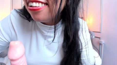 PerlaPreciosa online show from 01.21.25