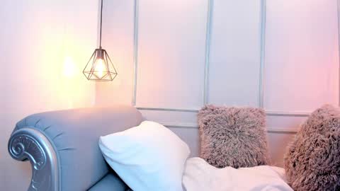 PerlaPreciosa online show from 01.22.25