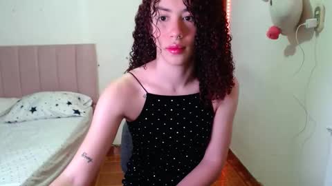 perlaweb_09 online show from 11.13.25