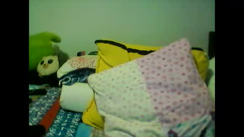 perlita070822 online show from 12.24.24