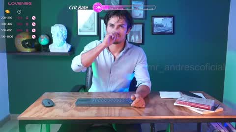 Snapshot of perseoo_88 chatting on 01.08.25 andres online show from 01.08.25