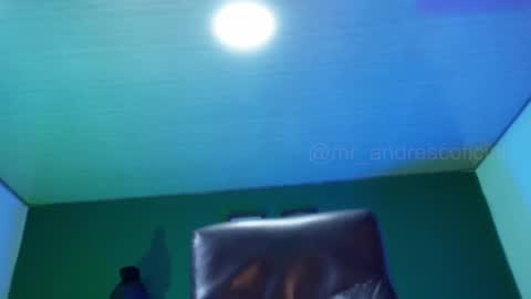 Snapshot of perseoo_88 chatting on 01.21.25 andres online show from 01.21.25