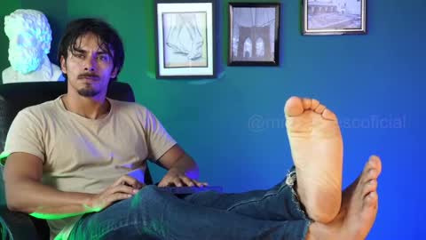 Snapshot of perseoo_88 chatting on 02.12.25 andres online show from 02.12.25