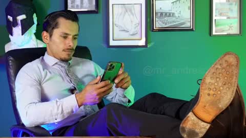 Snapshot of perseoo_88 chatting on 09.10.25 andres online show from 09.10.25