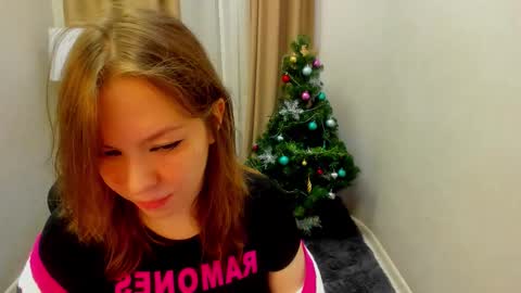 horror flying on the wings of the night.... online show from 12.20.25