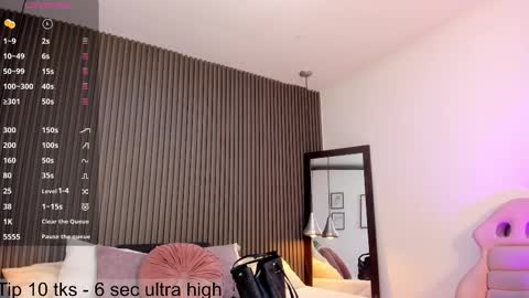 Lizza online show from 11.24.25