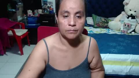Snapshot of pervert_mommy_x chatting on 12.12.24 SAMY online show from 12.12.24